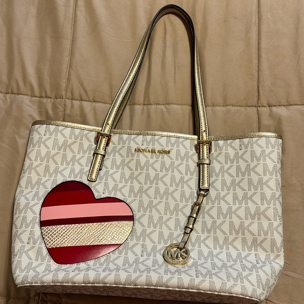 Michael Kors limited edition new no tags jet set medium.
